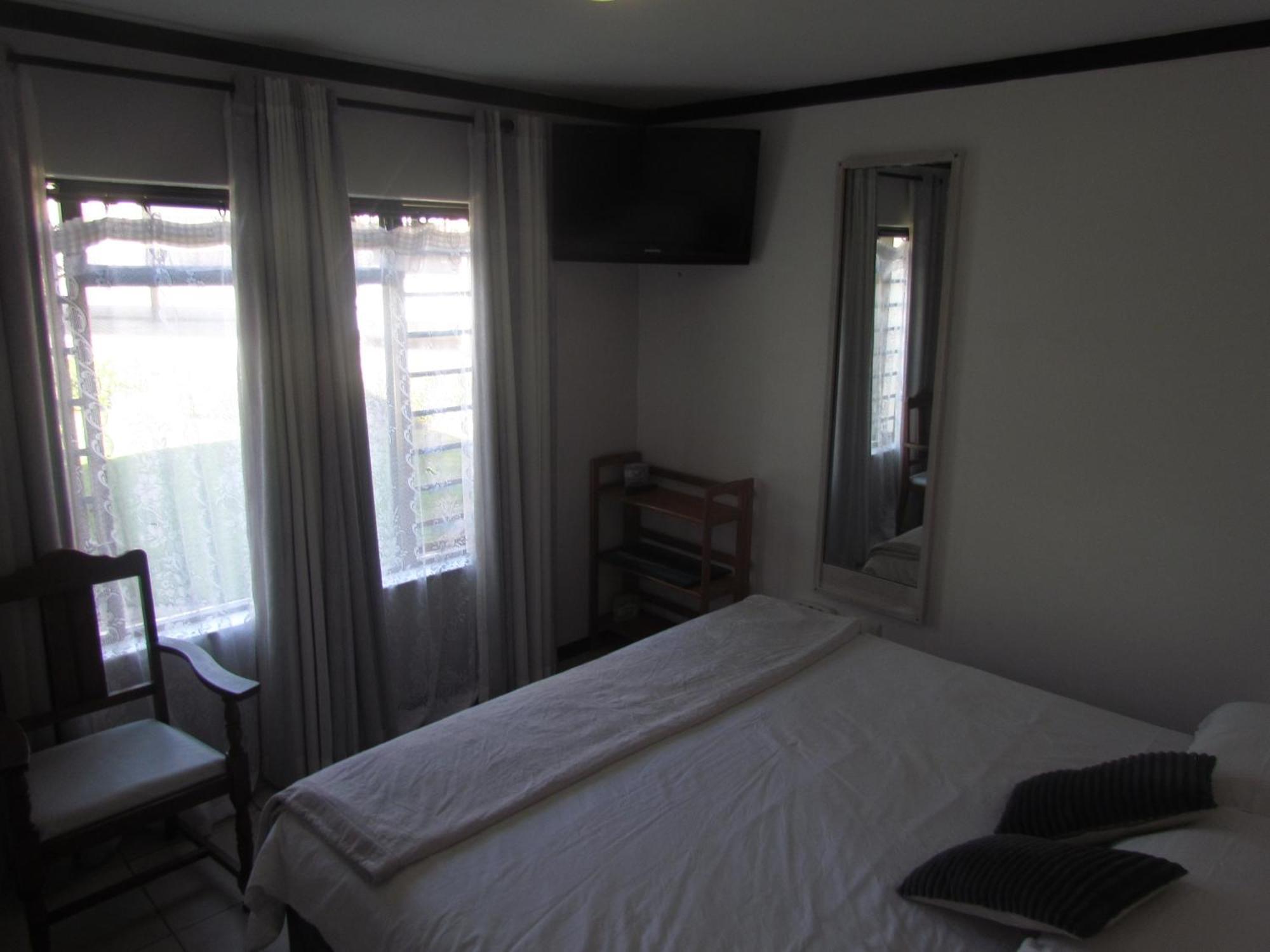 Santini Lace Self Catering Unit Plettenberg Bay Exterior photo